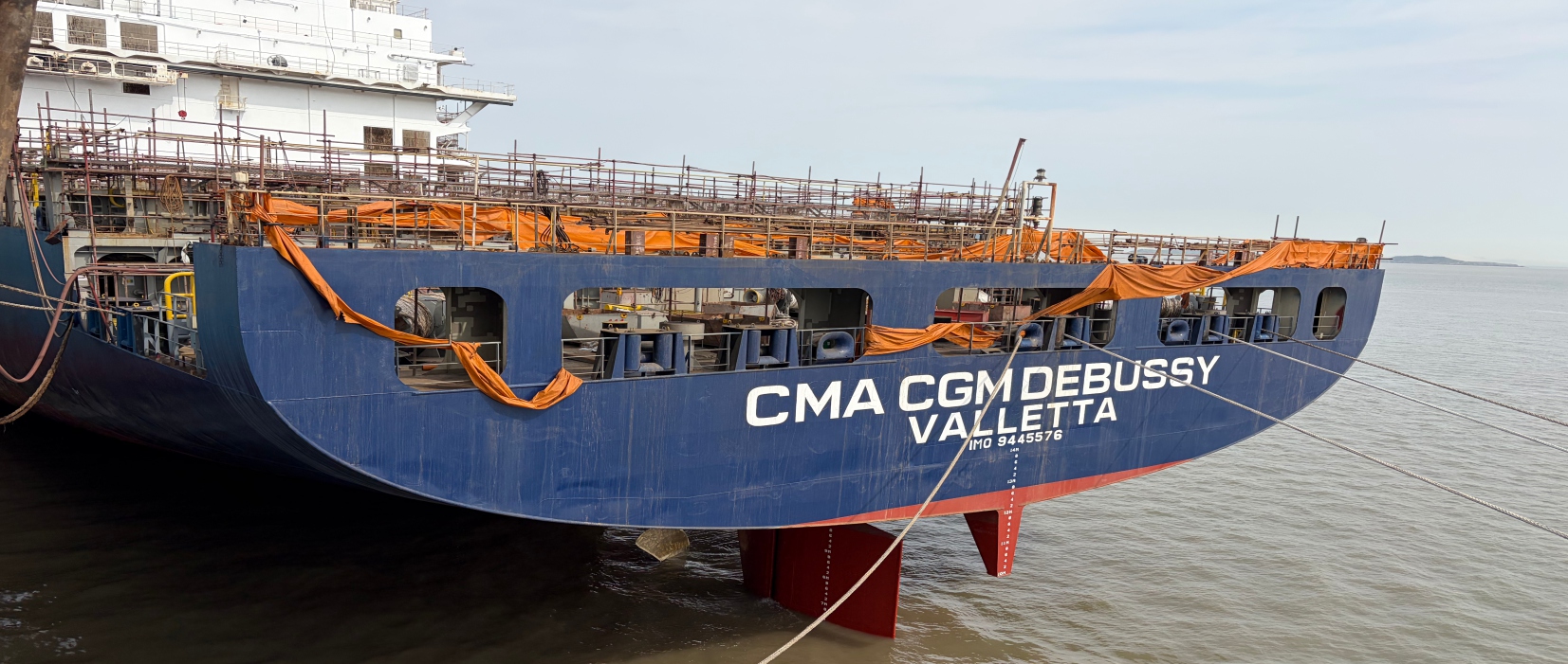 International vessel support
