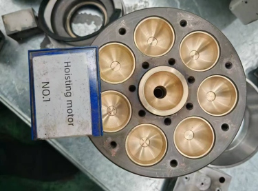 Hydraulic pump components